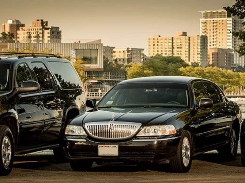 Limo Service Milwaukee Airport